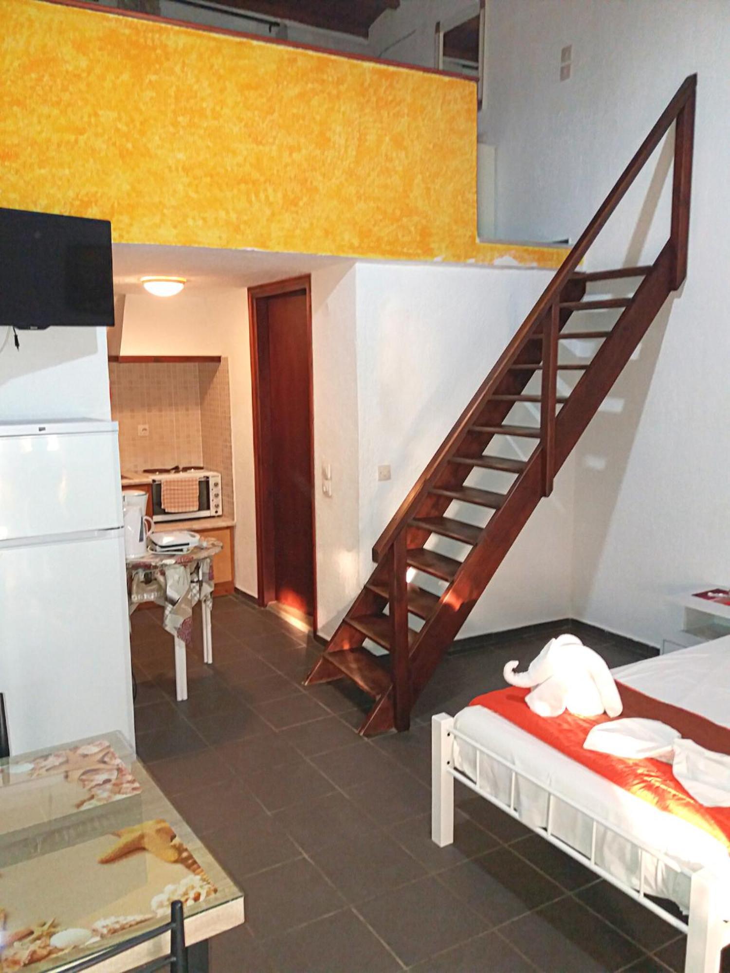 Pelagos Beachfront Panormos  Room photo